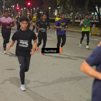Runner Photo 7060677