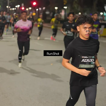 Runner Photo 7060684