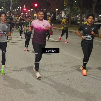 Runner Photo 7060687