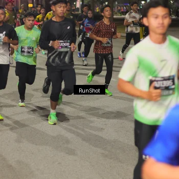 Runner Photo 7060688