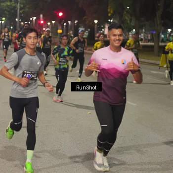 Runner Photo 7060694