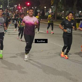 Runner Photo 7060703