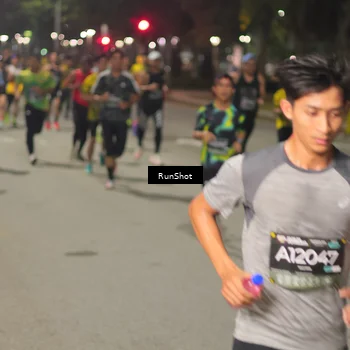 Runner Photo 7060704