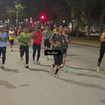 Runner Photo 7060709