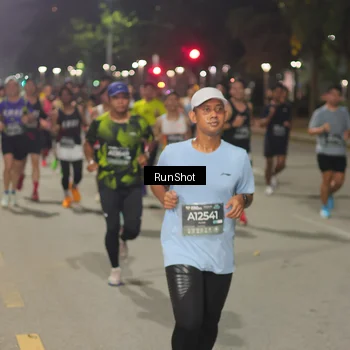 Runner Photo 7060738
