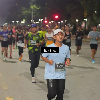 Runner Photo 7060747