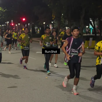 Runner Photo 7060757