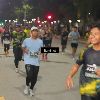 Runner Photo 7060758