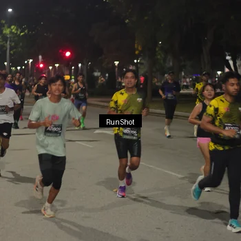 Runner Photo 7060765