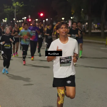 Runner Photo 7060791