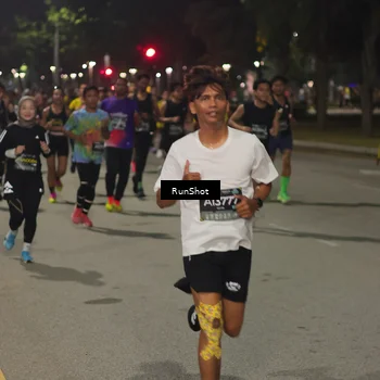 Runner Photo 7060795