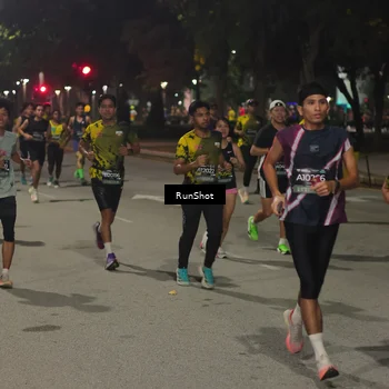 Runner Photo 7060799