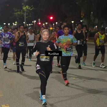 Runner Photo 7060802