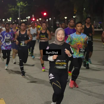 Runner Photo 7060806