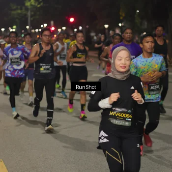 Runner Photo 7060817