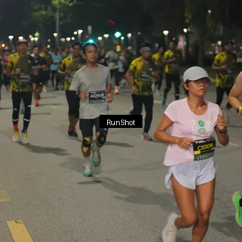 Runner Photo 7060845