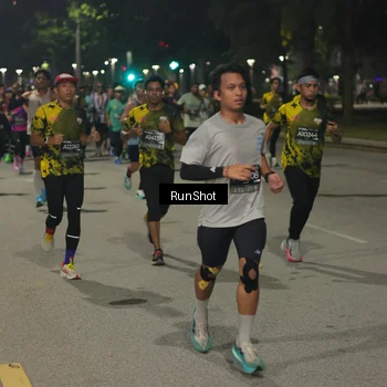 Runner Photo 7060853