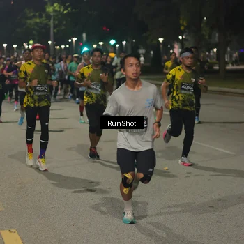Runner Photo 7060854