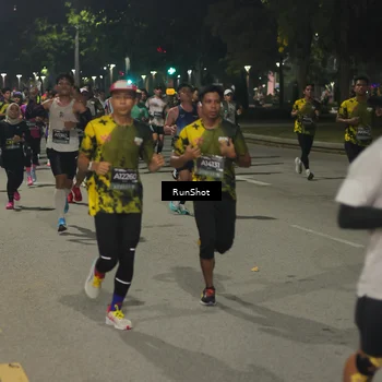 Runner Photo 7060862