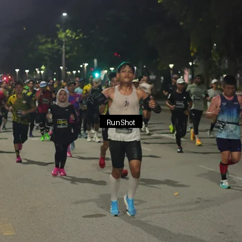 Runner Photo 7060876