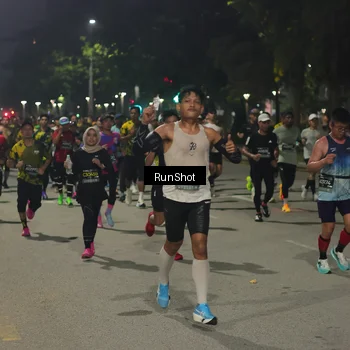 Runner Photo 7060880