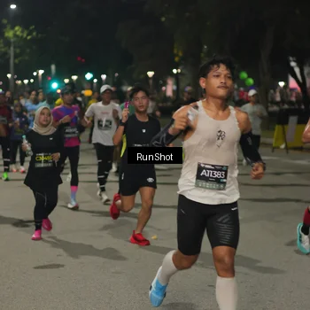 Runner Photo 7060888