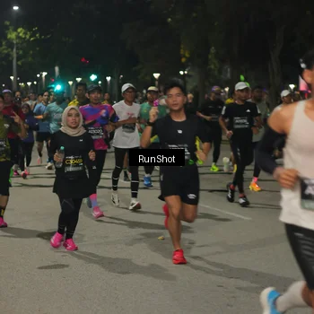 Runner Photo 7060889