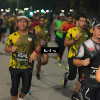 Runner Photo 7060943