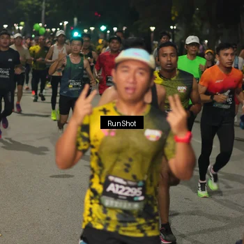 Runner Photo 7060955