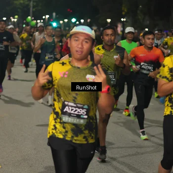 Runner Photo 7060956