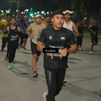 Runner Photo 7060976