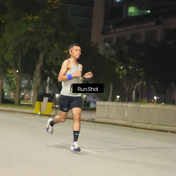 Runner Photo 7060994