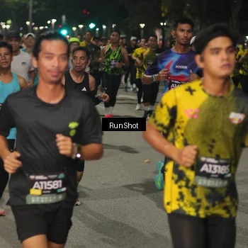 Runner Photo 7061002
