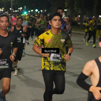 Runner Photo 7061004