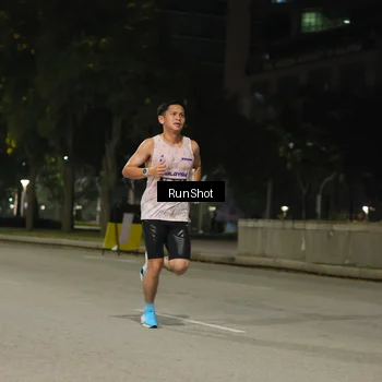 Runner Photo 7061006