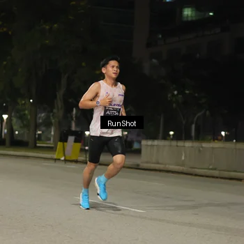 Runner Photo 7061021