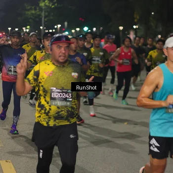 Runner Photo 7061032