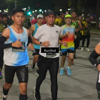 Runner Photo 7061034