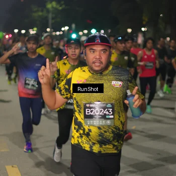 Runner Photo 7061038