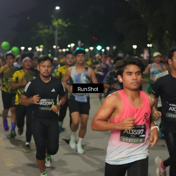 Runner Photo 7061047