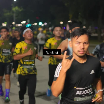 Runner Photo 7061060