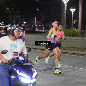 Runner Photo 7061062