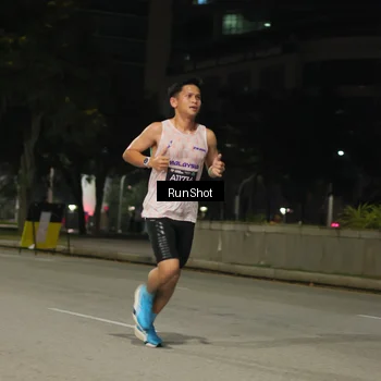 Runner Photo 7061063