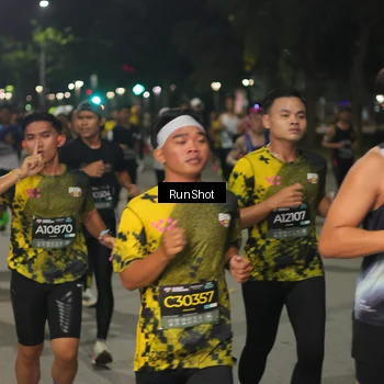 Runner Photo 7061065