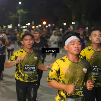 Runner Photo 7061068