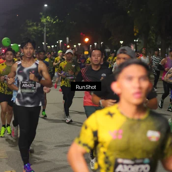 Runner Photo 7061073