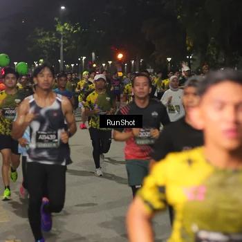 Runner Photo 7061074