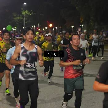 Runner Photo 7061078