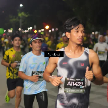 Runner Photo 7061083