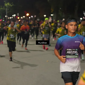 Runner Photo 7061091